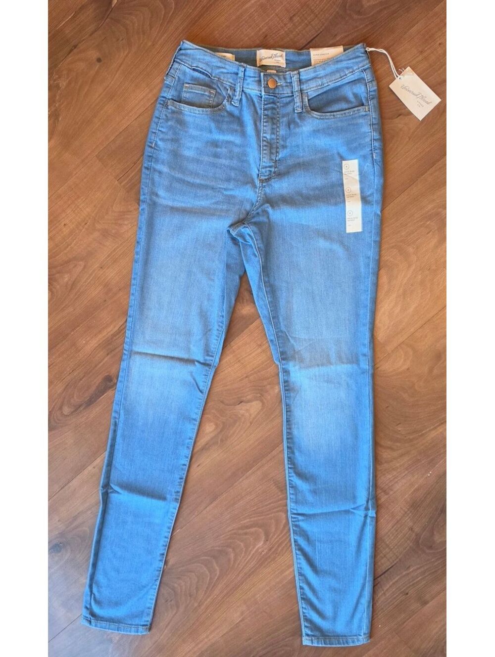 Universal Thread High-Rise Skinny Jeans NWT Light Wash Size 6 Long, 265